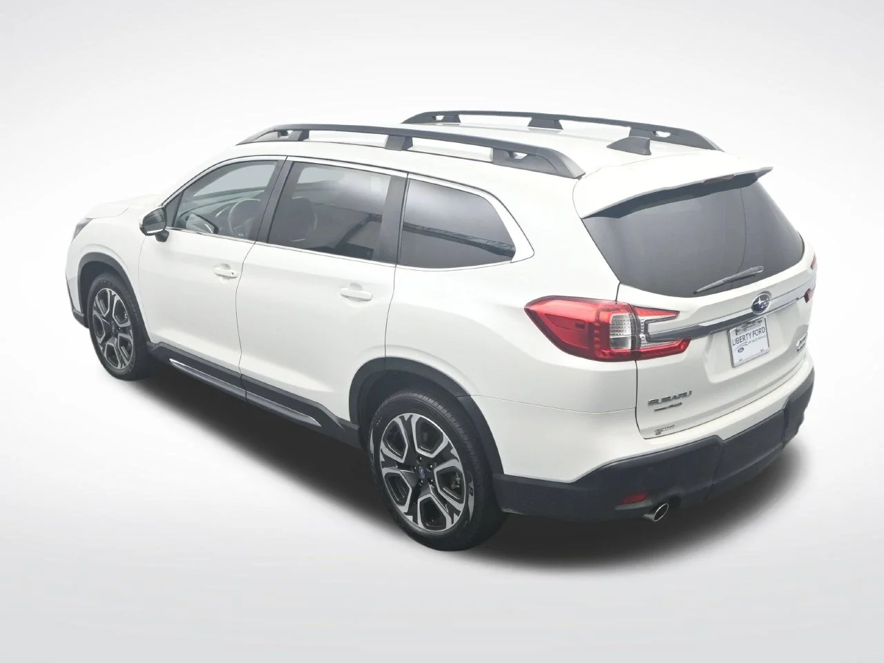 Used 2023 Crystal White Pearl Subaru Limited image 34