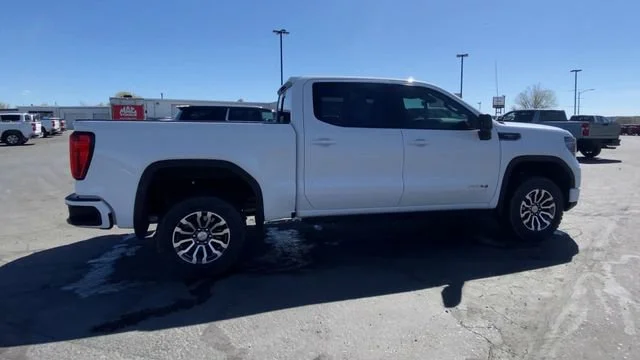 Used 2022 Summit White GMC AT4 image 9