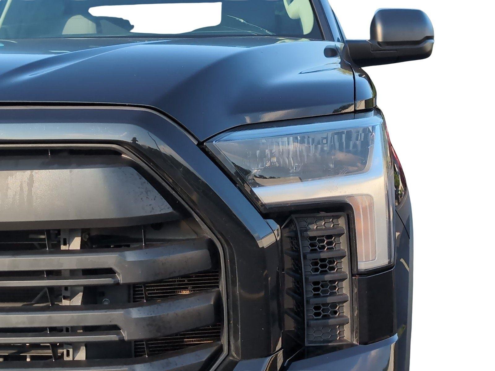 Used 2022 Midnight Black Metallic Toyota SR5 image 12