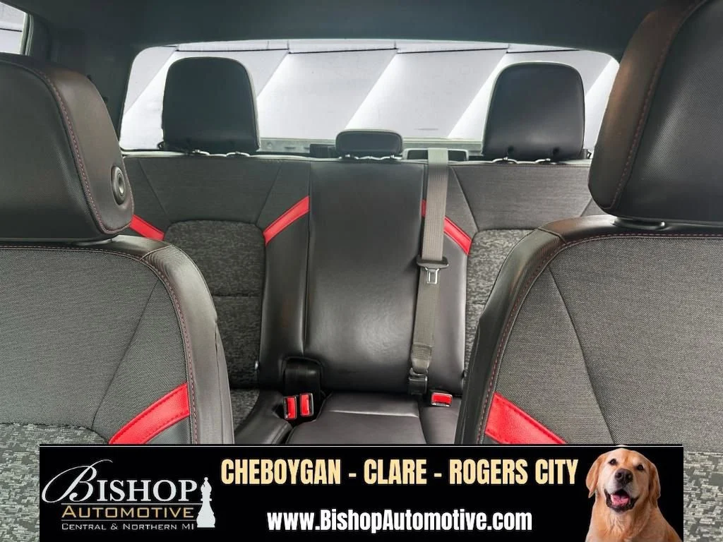 Pre-Owned 2024 Chevrolet Colorado Z71 Crew Cab image 24