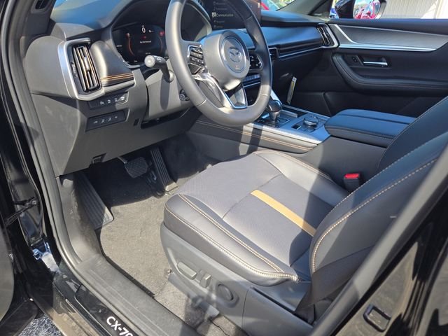 2025 Mazda CX-70 Premium Package - Photo 6