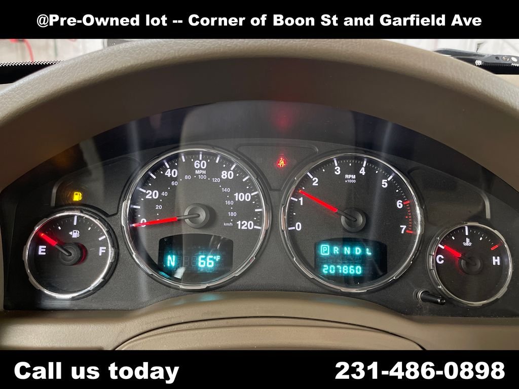 Used 2008 Gray Jeep Sport image 21