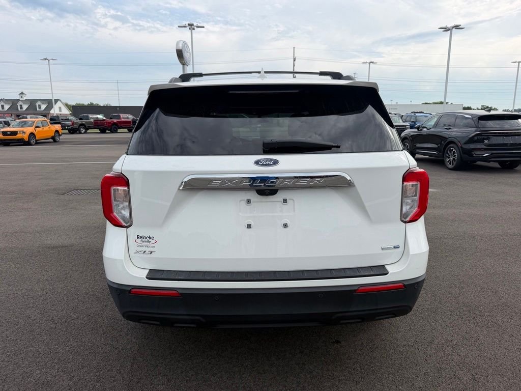 Used 2020 White Ford XLT image 6