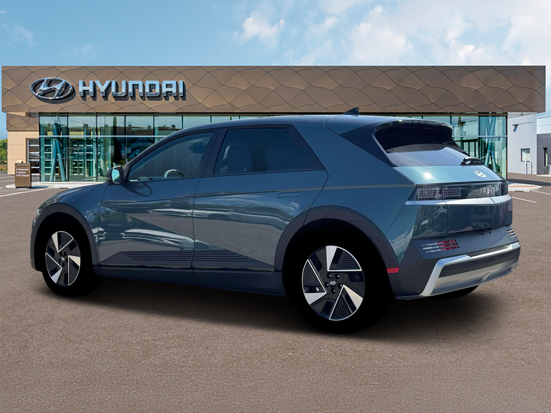 New 2026 Green Hyundai SE image 4