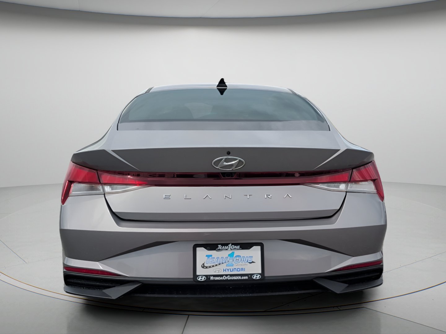 Used 2023 Fluid Metal Hyundai SEL image 6