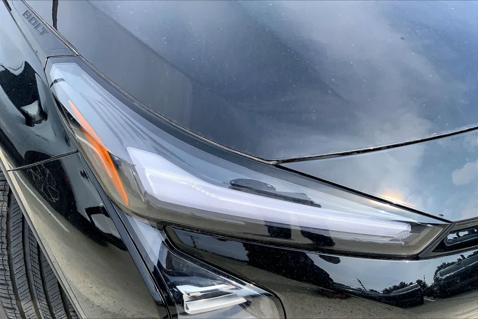 2027 Chevrolet Bolt RS - Photo 13