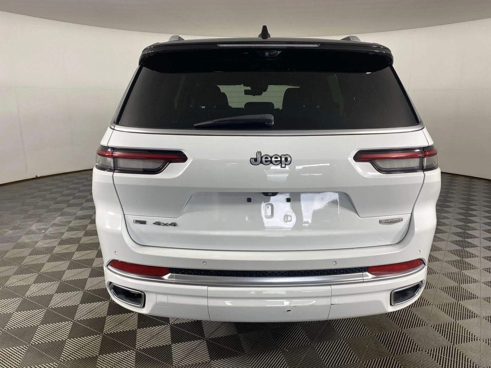 Used 2022 Bright White Clearcoat Jeep Summit Reserve image 6