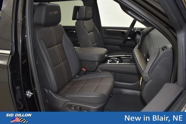 2026 Chevrolet Suburban High Country - Photo 11