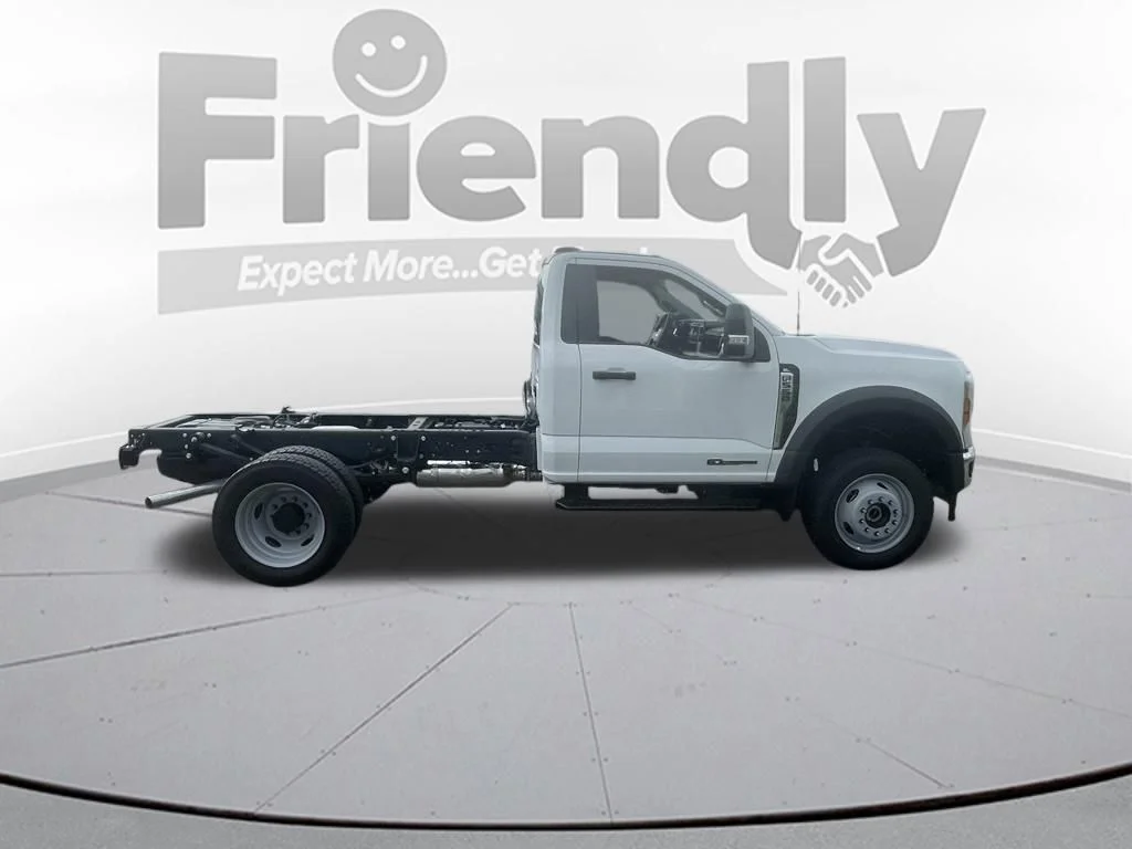 New 2026 Oxford White Ford F-550® XL image 5