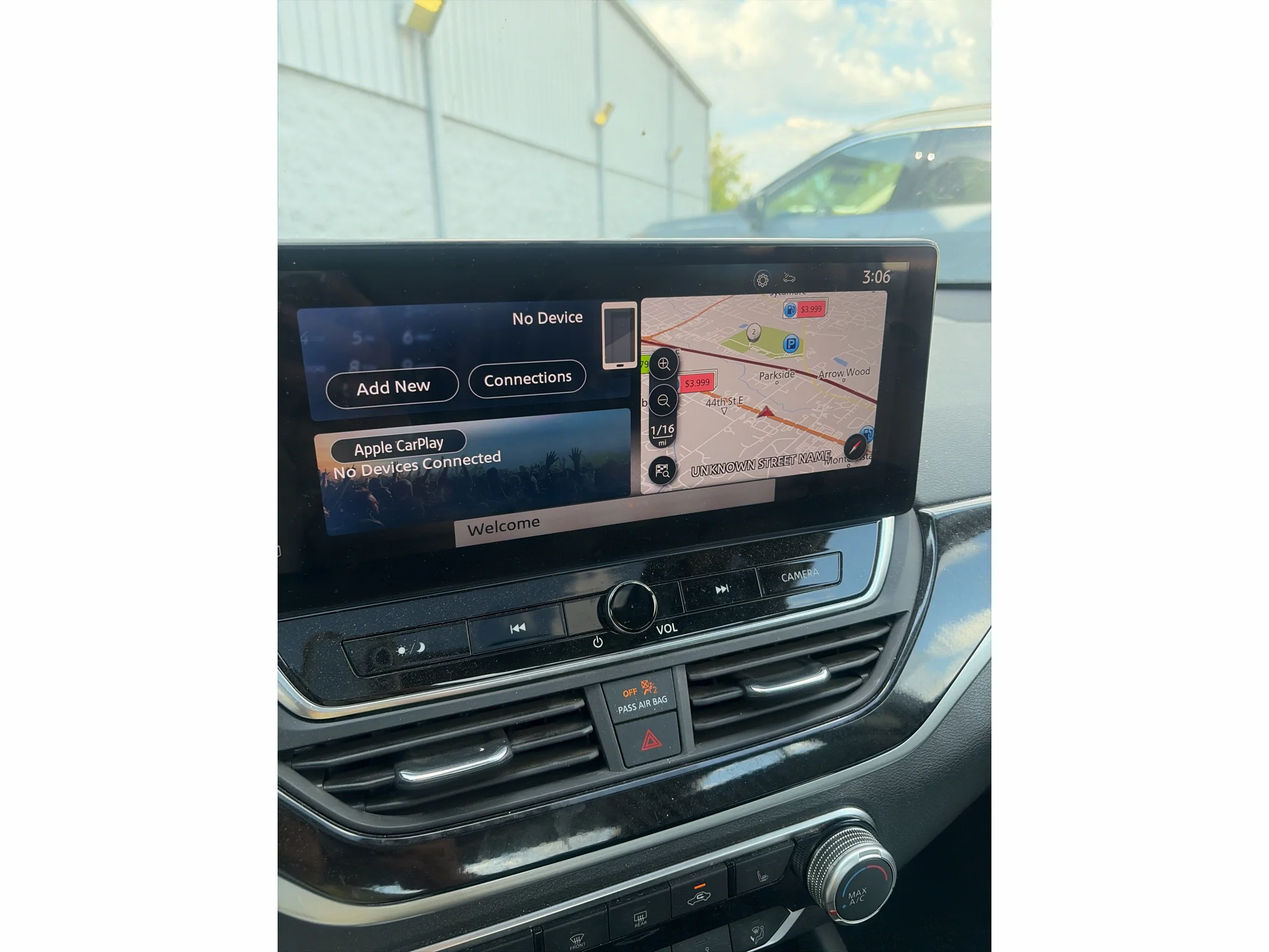 Used 2024 BLUE Nissan 2.5 SR image 8