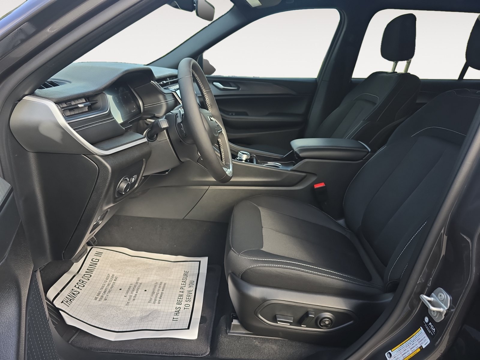 New 2026 Baltic Gray Metallic Clearcoat Jeep Laredo X image 22