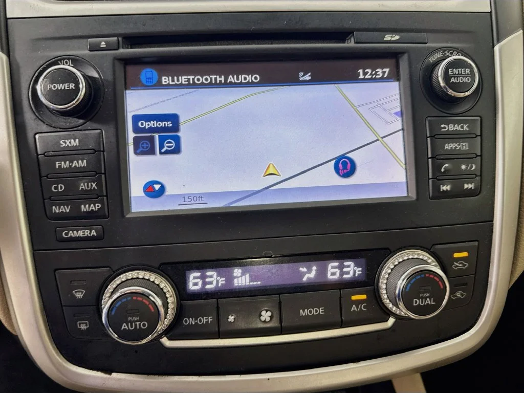 Used 2017 Gray Nissan 2.5 SL image 18