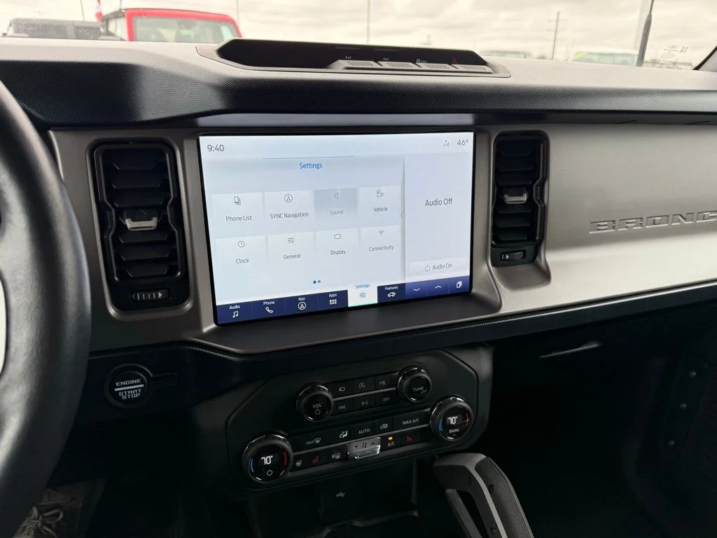 2021 Ford Bronco 4-Door Outer Banks - Photo 10