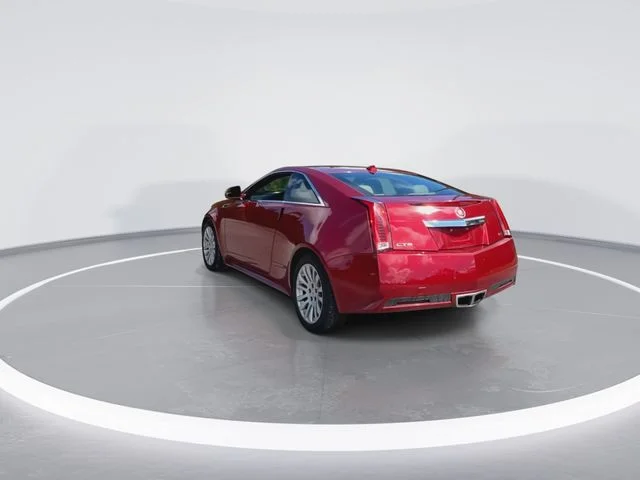 Used 2011 Red Cadillac Performance image 9