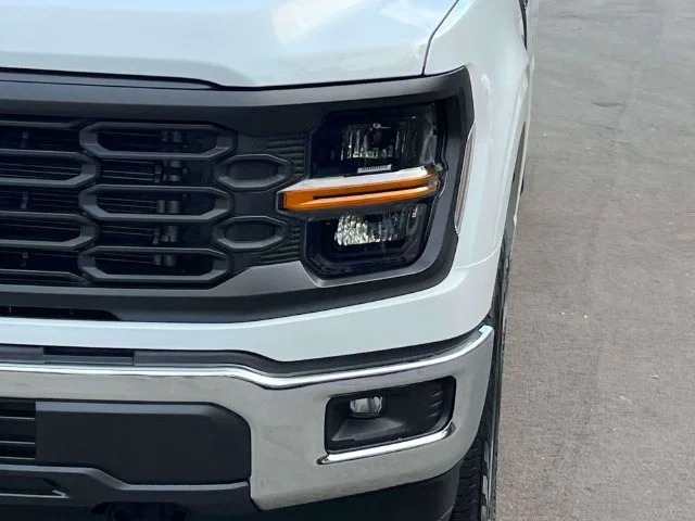 New 2026 Oxford White Ford XL image 9
