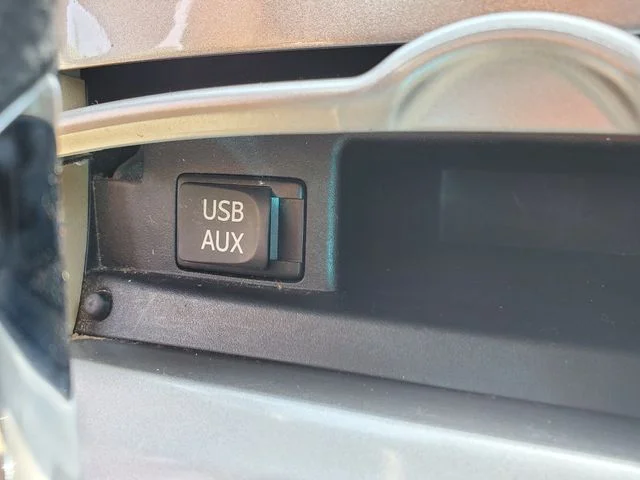 Used 2013 Red Toyota Base image 25