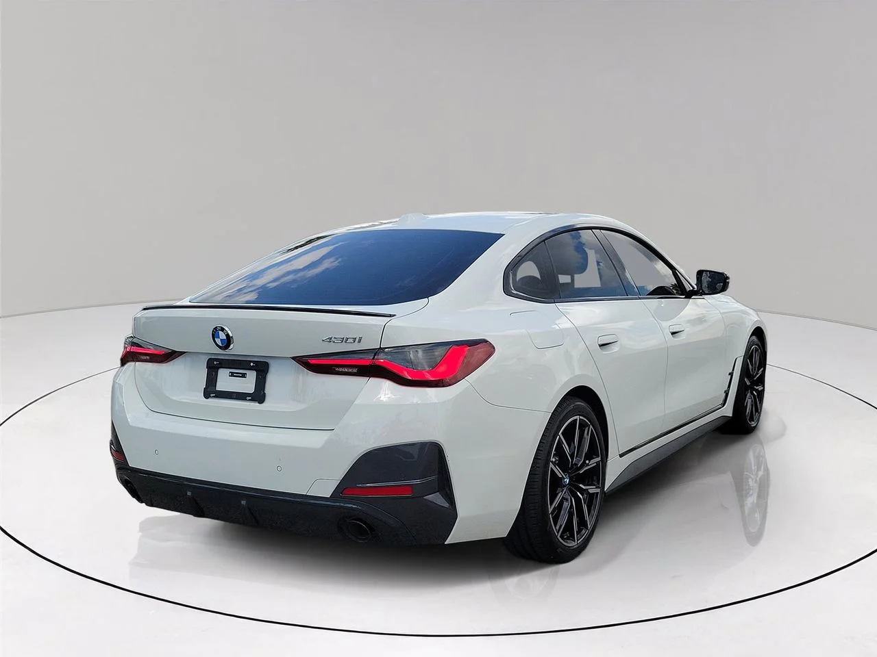 Used 2024 White BMW 430i Gran Coupe image 4
