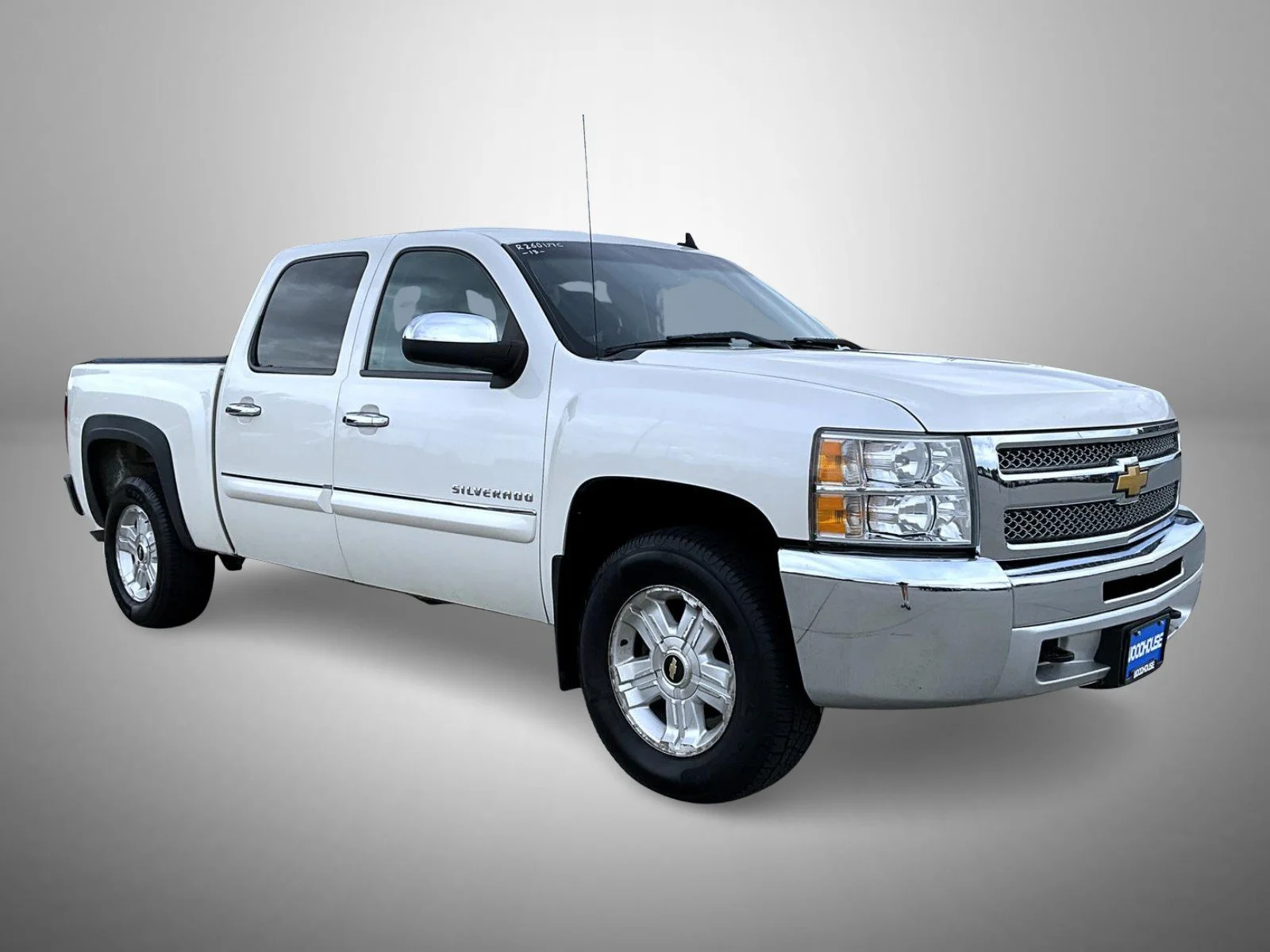 Used 2013 White Chevrolet LT image 3