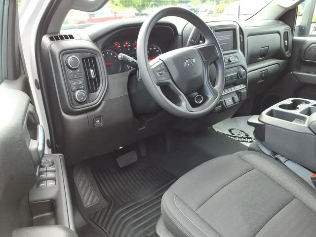 Used 2025 White Chevrolet Custom image 18