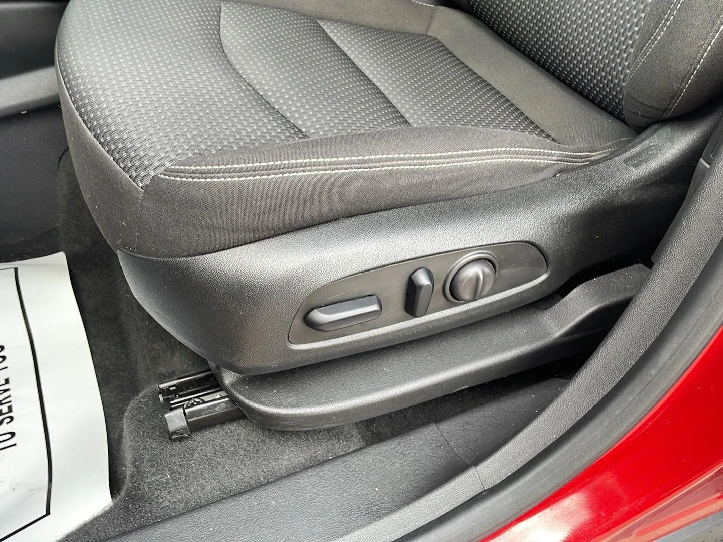 Used 2023 Volcanic Red Tintcoat GMC SLE image 18