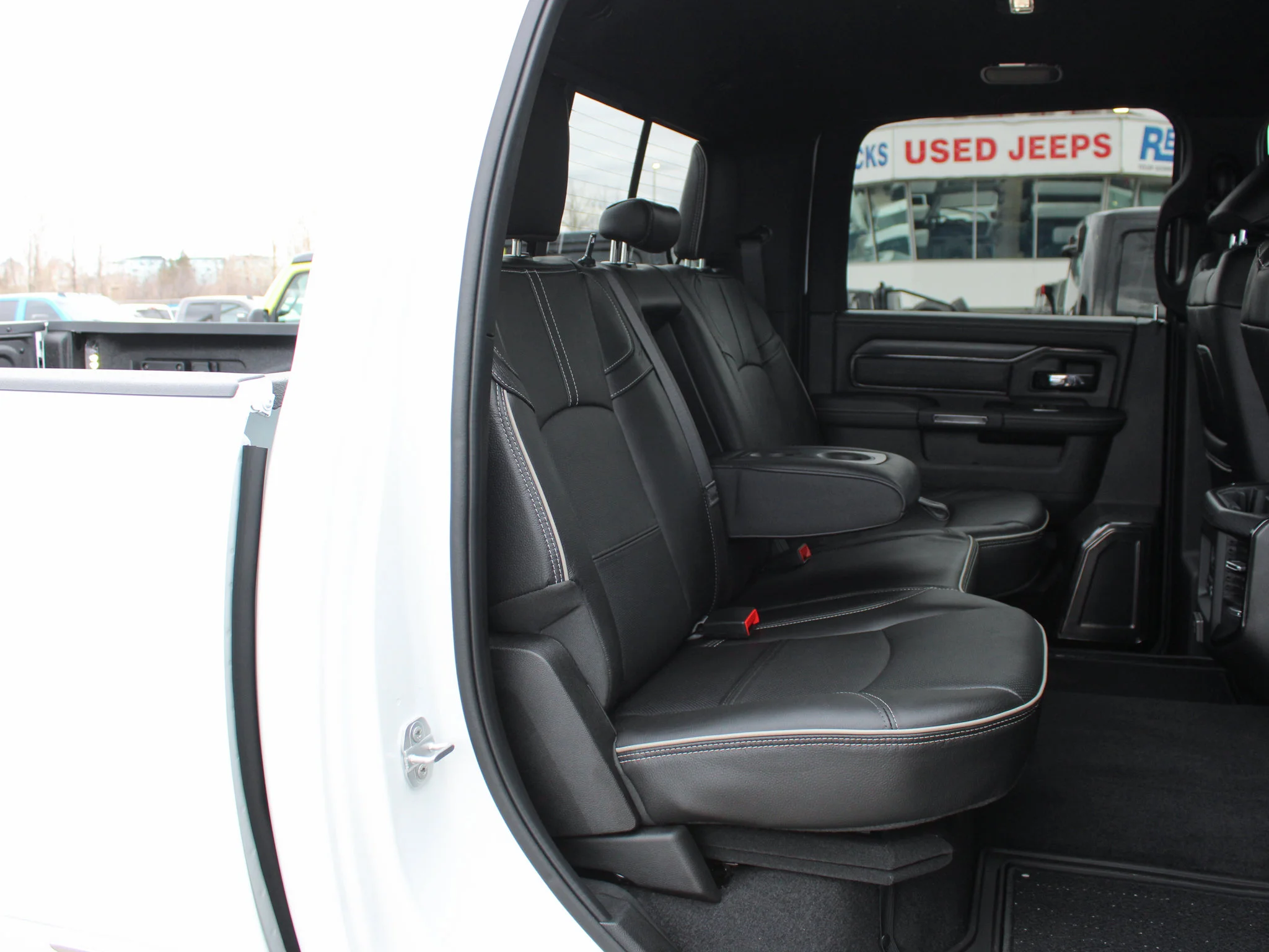 Certified Used 2024 White RAM Limited * | Cummins | 5th Wheel & Gooseneck | Adaptive Cruise | Running Boards image 22