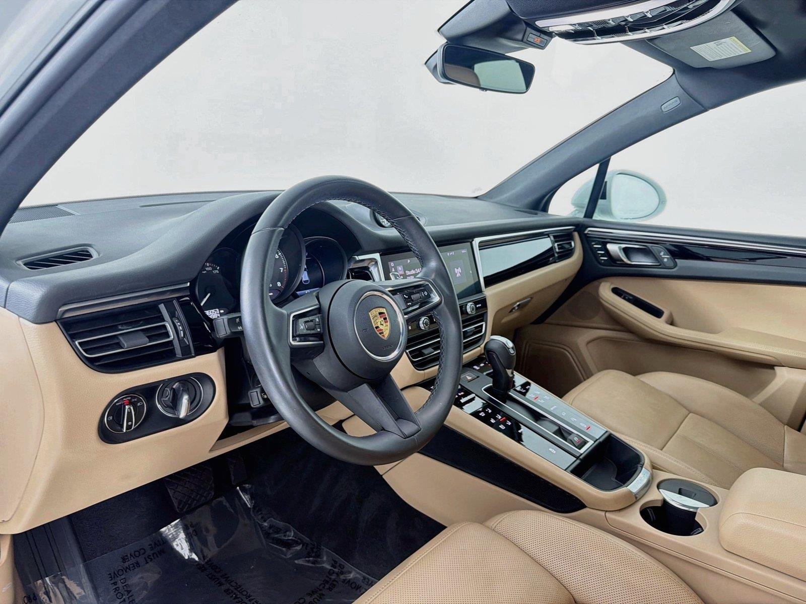 Used 2023 White Porsche  image 4