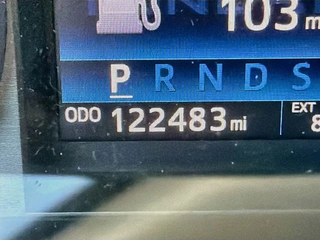 Used 2016 Gray Toyota Platinum image 9