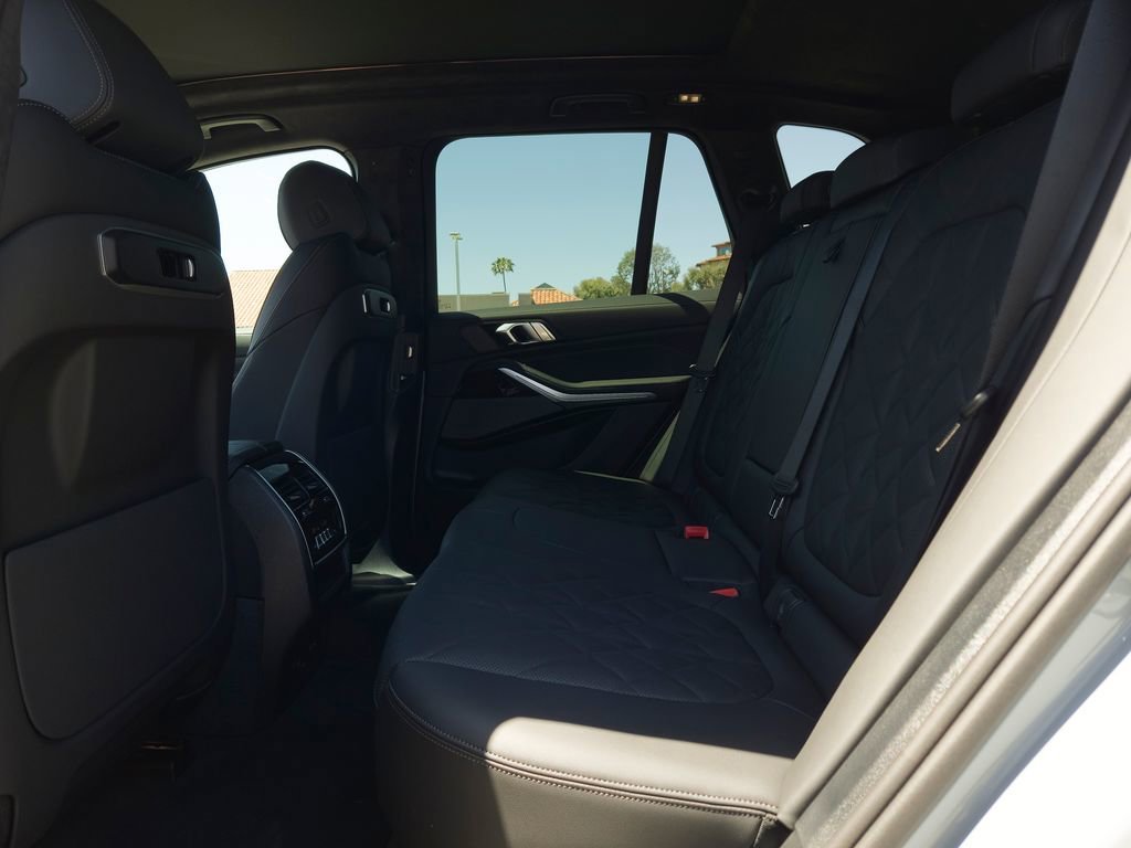 New 2026 Brooklyn Grey Metallic BMW xDrive40i image 10