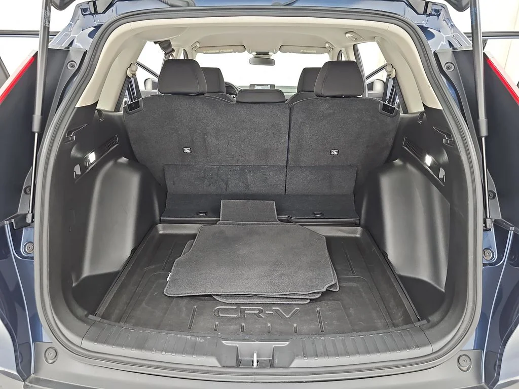 2023 Honda CR-V LX - Photo 16