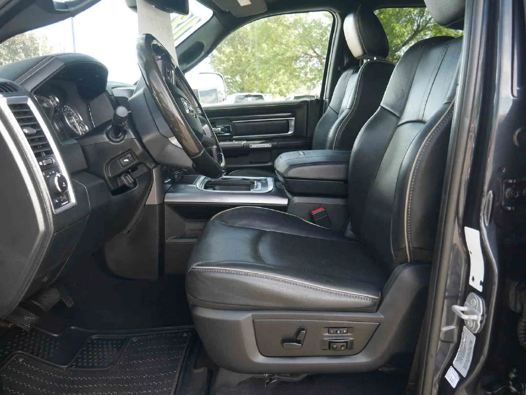 Used 2018 Gray Ram Laramie Longhorn image 32