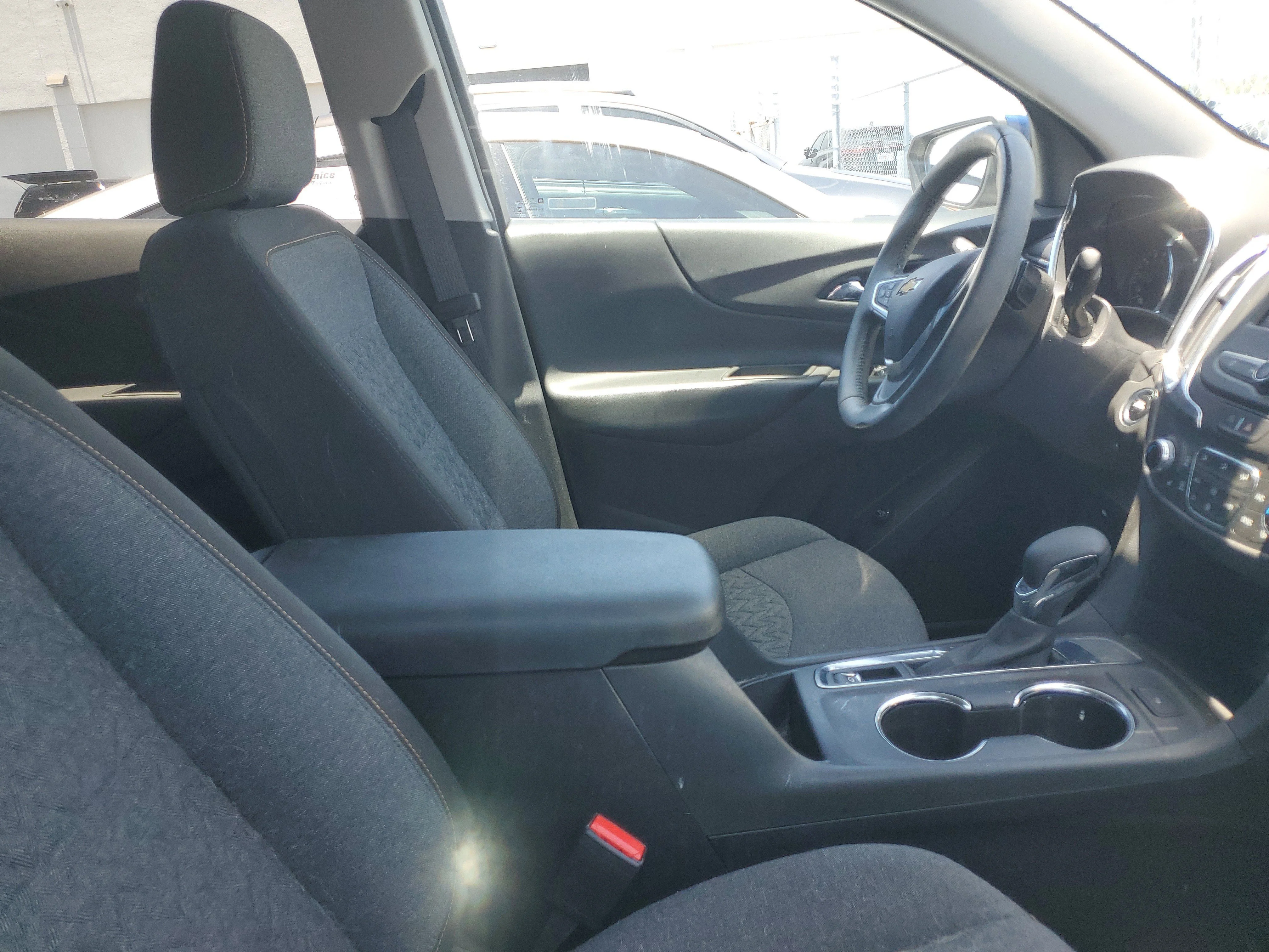 Used 2022 Blue Glow Metallic Chevrolet LT image 8