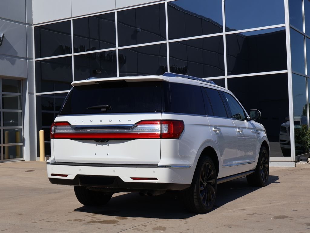 Used 2020 White Lincoln Reserve image 7