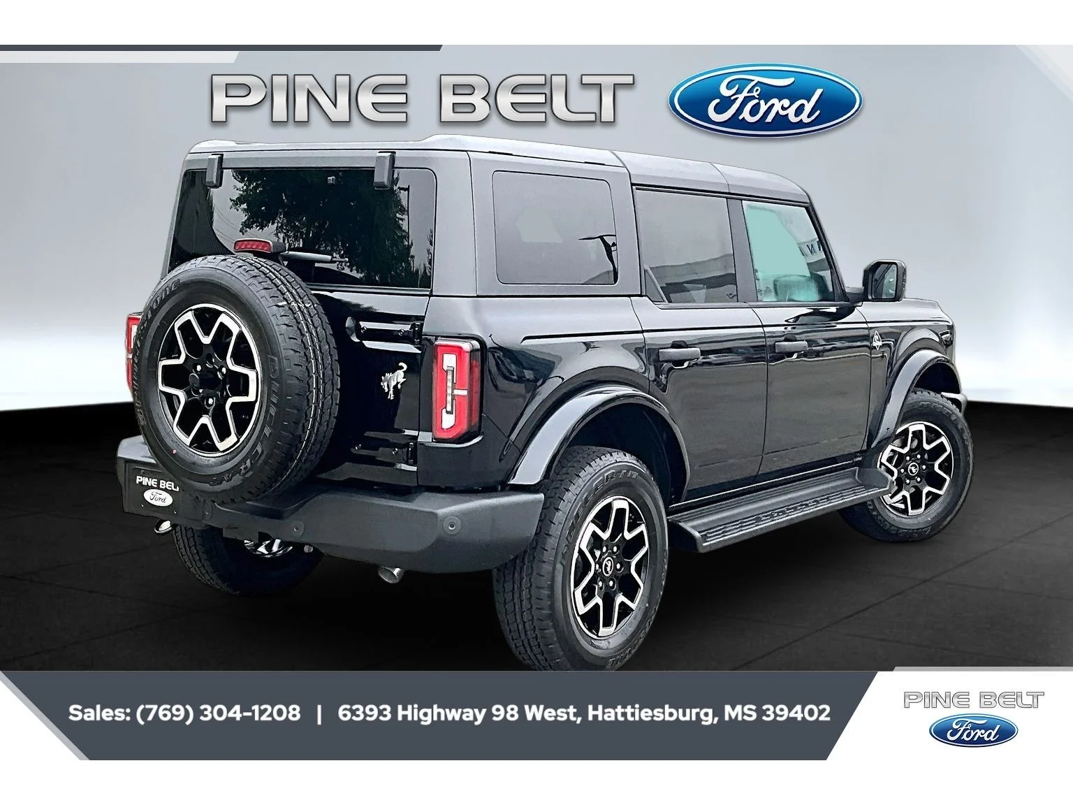 New 2026 Shadow Black Ford Outer Banks® image 11