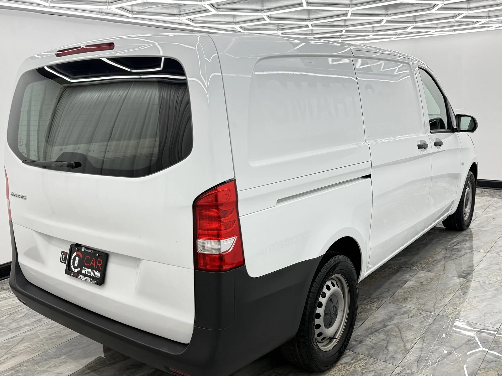 Used 2022 Arctic White Mercedes-Benz  image 8