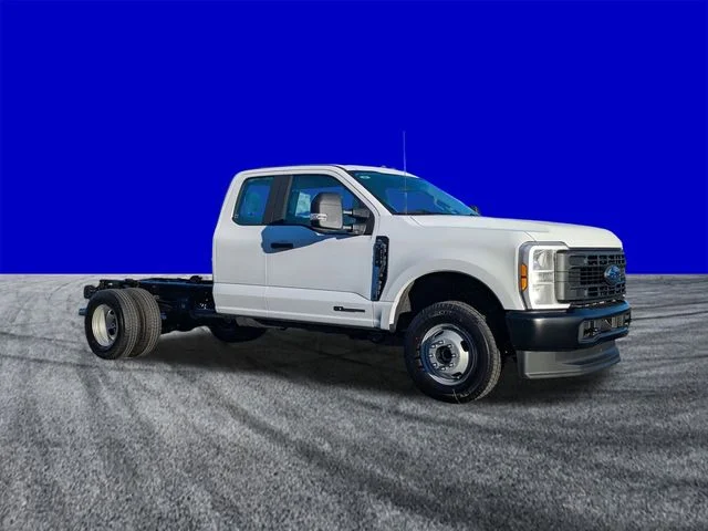 New 2026 White Ford XL image 2