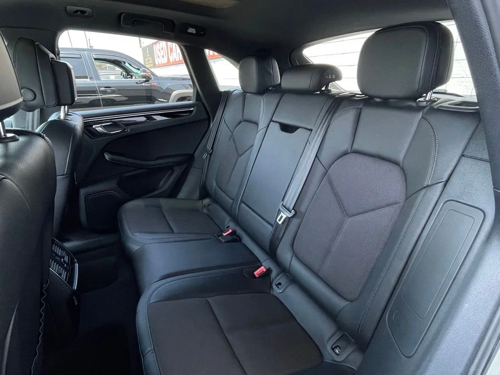 Used 2023 White Porsche Base image 22