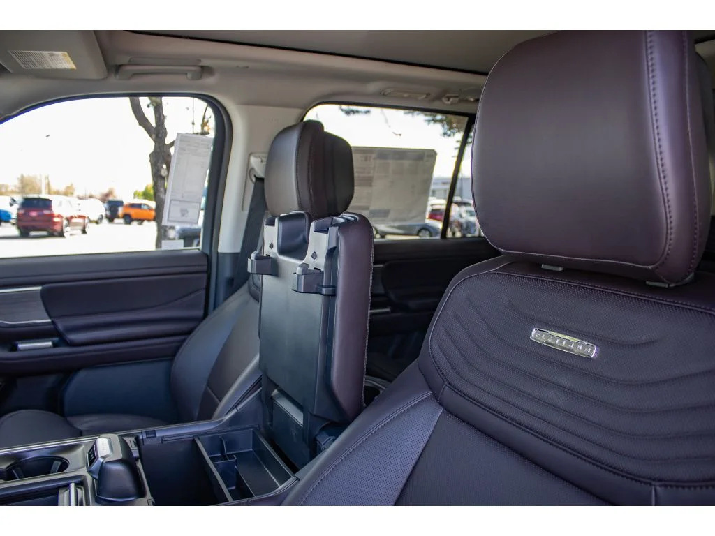 New 2026 Star White Metallic Tri-Coat Ford Platinum® image 44