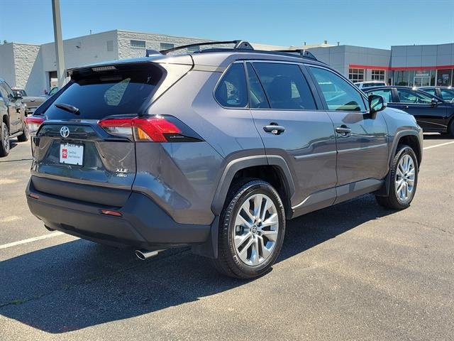 Certified Used 2024 MAGNETIC GRAY MET. Toyota  image 34