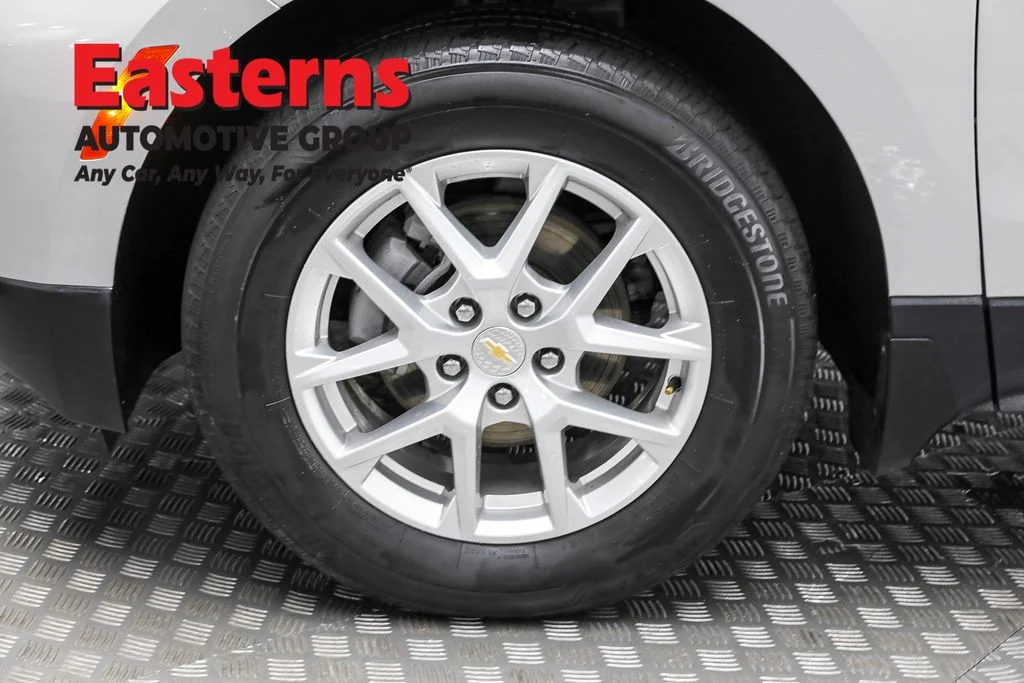 Used 2022 Silver Chevrolet LT image 29