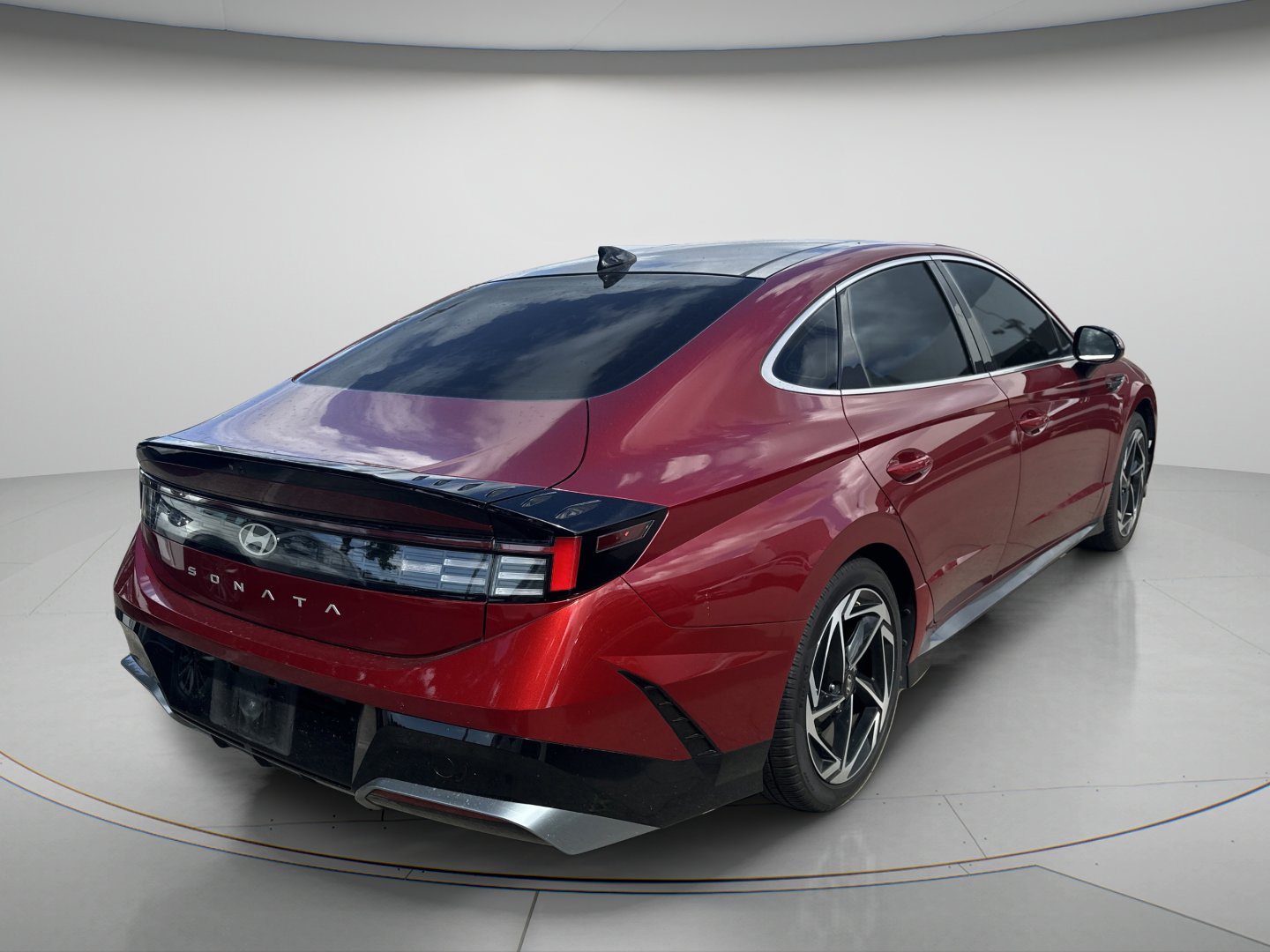 Used 2024 Ultimate red Hyundai SEL image 7