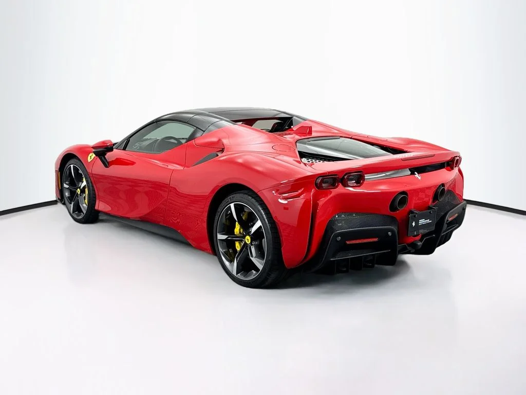 2024 Ferrari SF90 Base - Photo 15