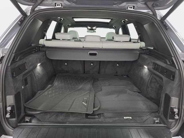 Certified Used 2025 Skyscraper Grey Metallic BMW xDrive40i image 30