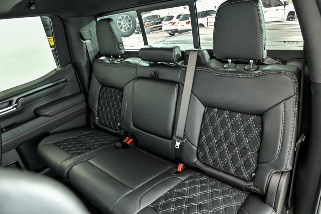 2026 GMC Sierra 1500 AT4 - Photo 10