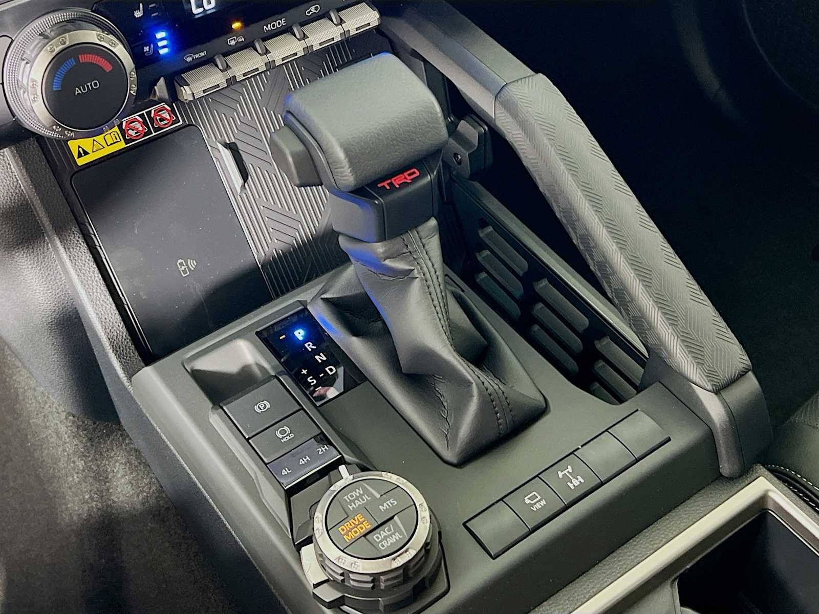 2026 Toyota 4Runner — photo 12