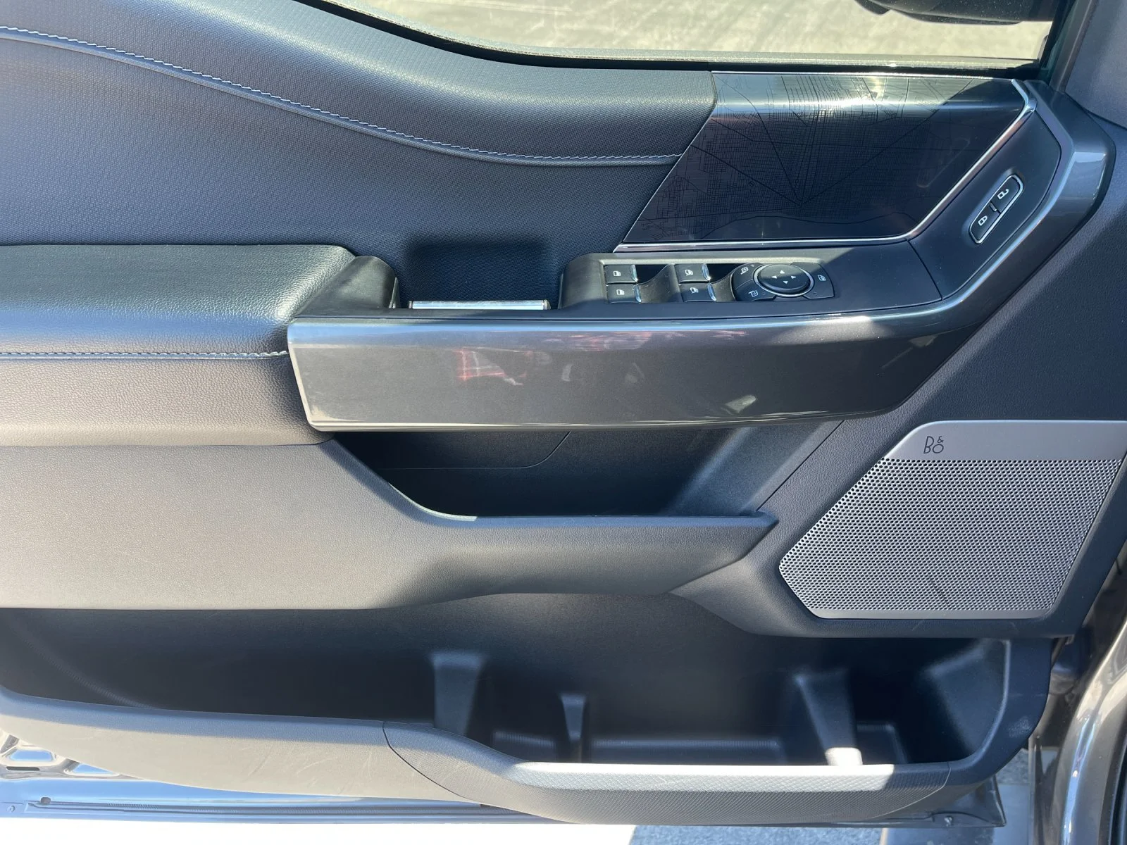 Used 2022 Gray Ford XLT image 12