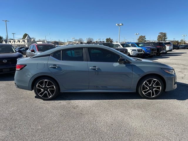 New 2025 Nissan Sentra Xtronic CVT SR