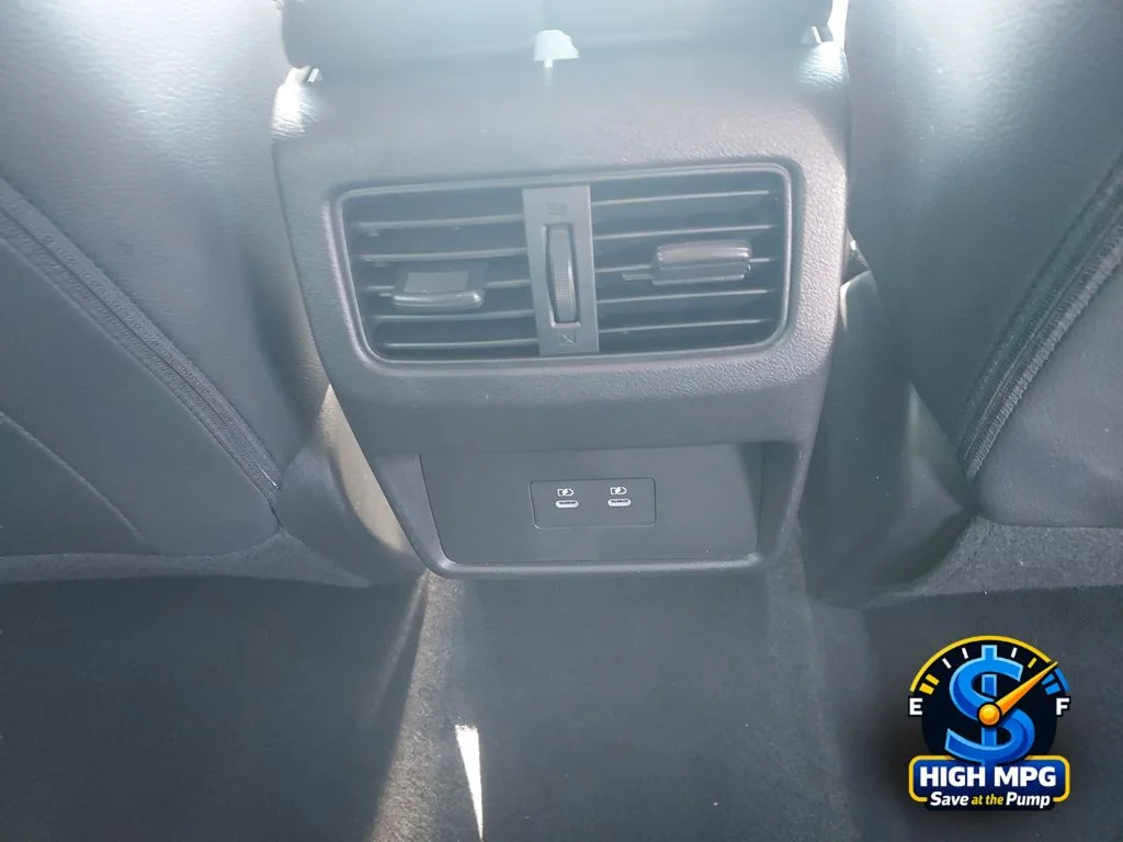 Used 2024 Gold Nissan SL image 23