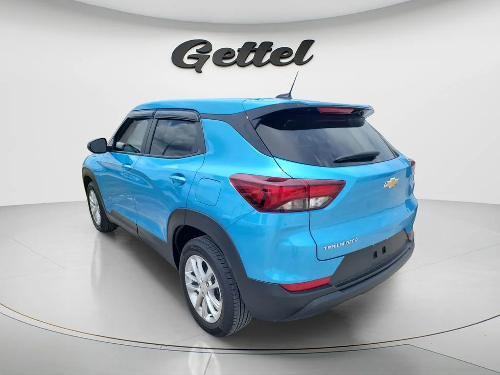 Used 2025 Marina Blue Metallic Chevrolet LS image 11