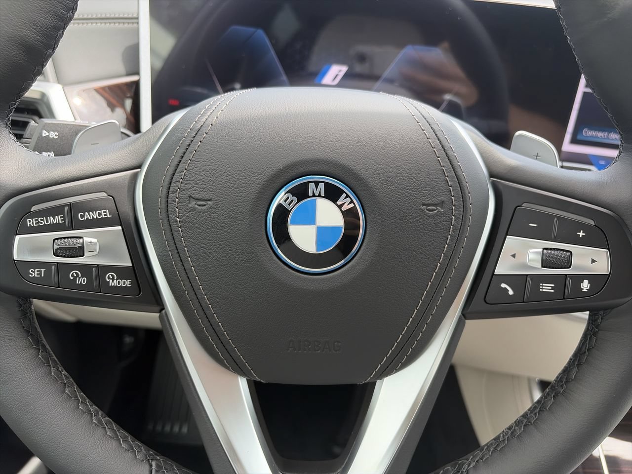 New 2026 Alpine White BMW xDrive50e image 22