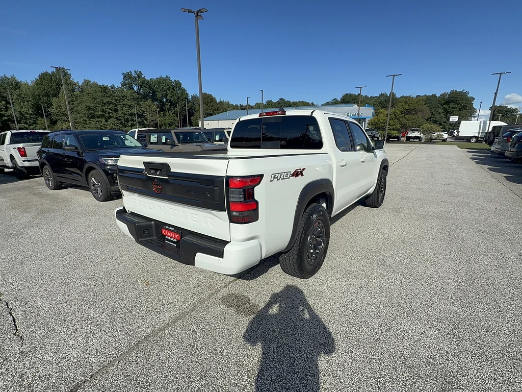 Used 2026 Glacier White Nissan PRO-4X image 7